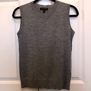 Women’s Banana Republic Grey Tank Top, Size S